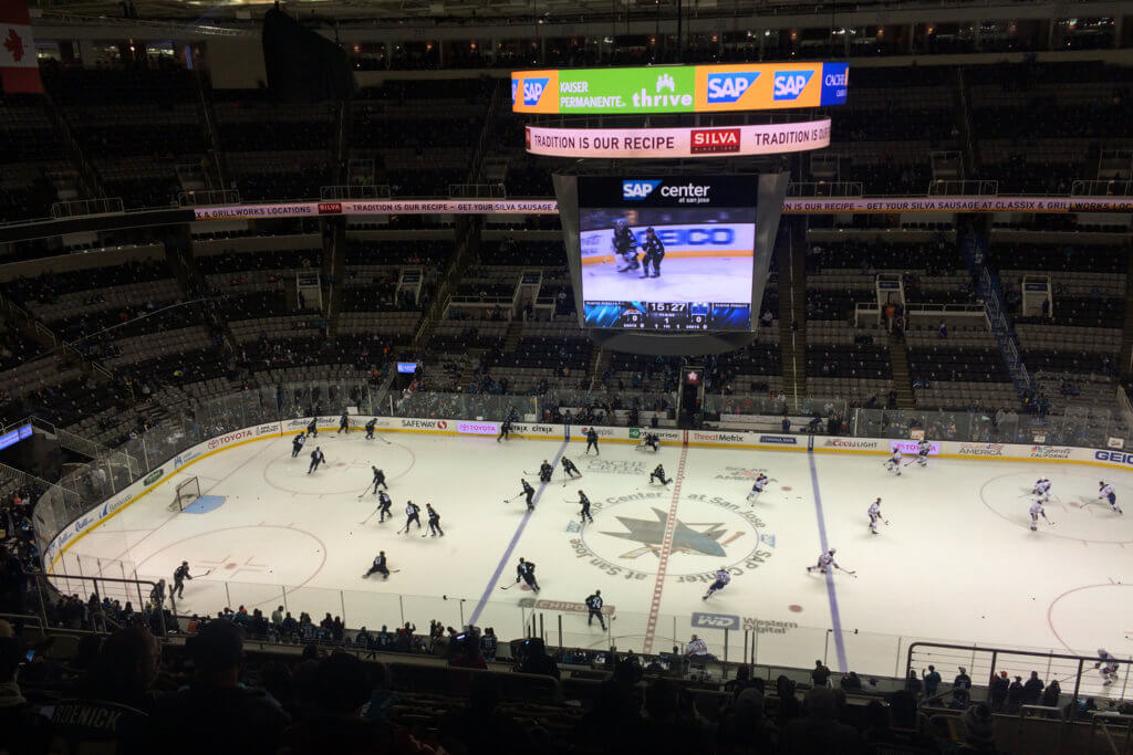 Rozkorčuľovanie, Sharks v tmavom, Oilers v bielom