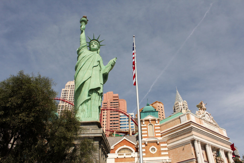 Socha slobody v NY, pardón vo Vegas