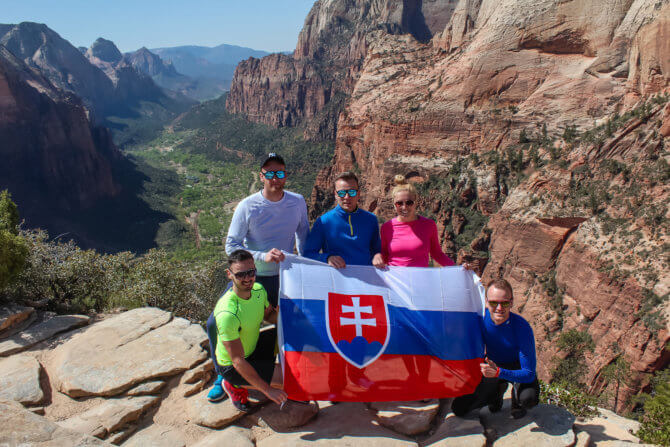 Nech vedia odkiaľ sme