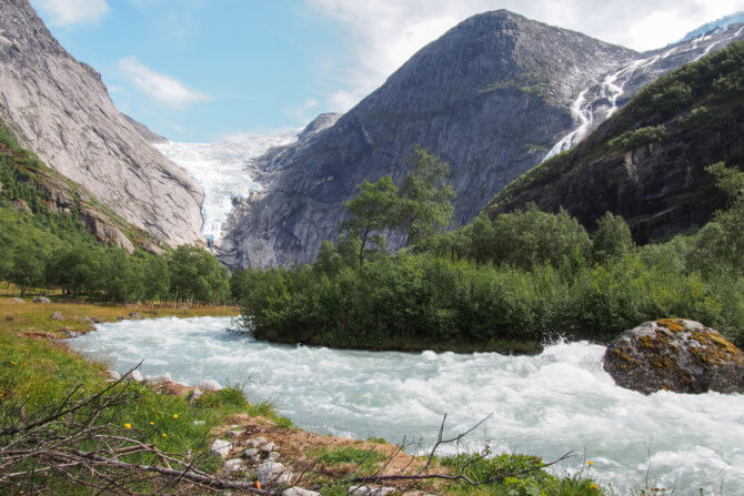 Briksdalsbreen