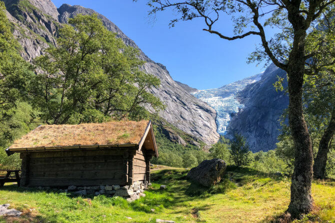 Briksdalsbreen