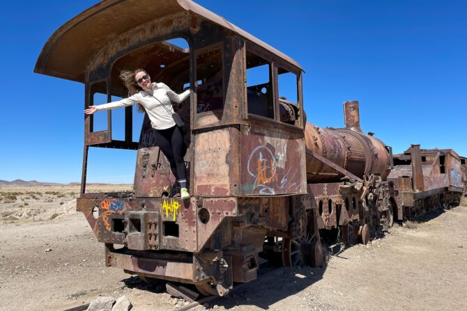 uyuni-cintorin-vlakov